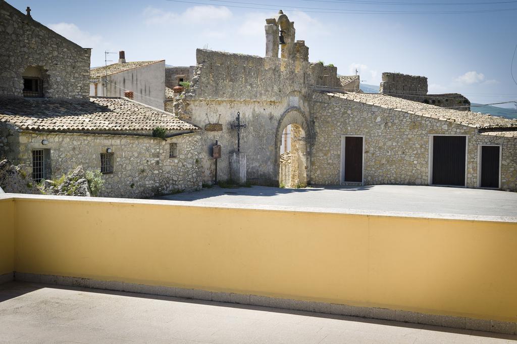 Apartamento Casa Vacanza Saraceno Castellammare del Golfo Habitación foto